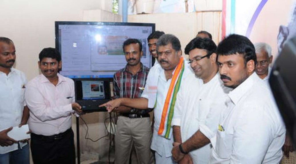 Chennai: A party which has more number of lawyers supporting it, is sure to win said former Union Minister G K Vasan.  Speaking at the launch of a new website and introduction of android application to provide details about the yet-to-be launched new party, held at his party office here today, Vasan said, 'Whether it is a national party or State party, lawyers' group plays an important role. It is lawyers who have contributed more in the freedom struggle. They alone can solve many problems in the society'.  Earlier, a new website www.gkvasan.co.in was launched. Further, a new Google playstore android application called 'I Support G K Vasan', used on smart phones was also introduced.  According to Sunil Rajan, founder of the application, 'Anyone who registers his name and other details in the website will be getting regular updates about Vasan's schedule, programmes and his speeches'.  Later, Vasan announced his schedule programmes relating to the launch of new party on 28 November at Tiruchi.  Vasan also released a handbook titled 'The Indian Evidence Act 1872'.  A large number of lawyers from various districts of Tamilnadu participated in the launch ceremony.    Leaders present on the occasion were erstwhile TNCC chief S R Balasubramaniam, Saidai Ravi, Kathipara Janardanam, Yuvaraj and others.  Meanwhile, the party is gearing up for its mega meet in Tiruchi, during which the name and party flag would be unveiled. It is said supporters of Vasan have approached the Election Commission of India to get 'Tamil Maanila Congress' as the name of their new party. G K Vasan Website Launch & Android App Launch